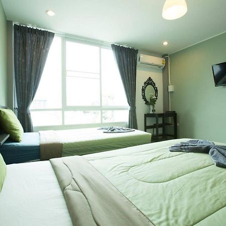 White Monkey Guesthouse Phetchaburi Extérieur photo