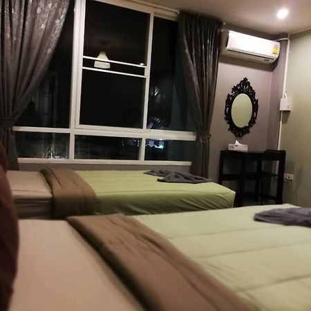 White Monkey Guesthouse Phetchaburi Extérieur photo