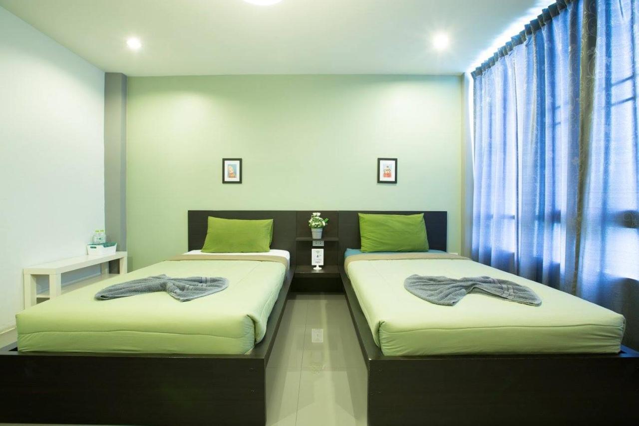 White Monkey Guesthouse Phetchaburi Extérieur photo