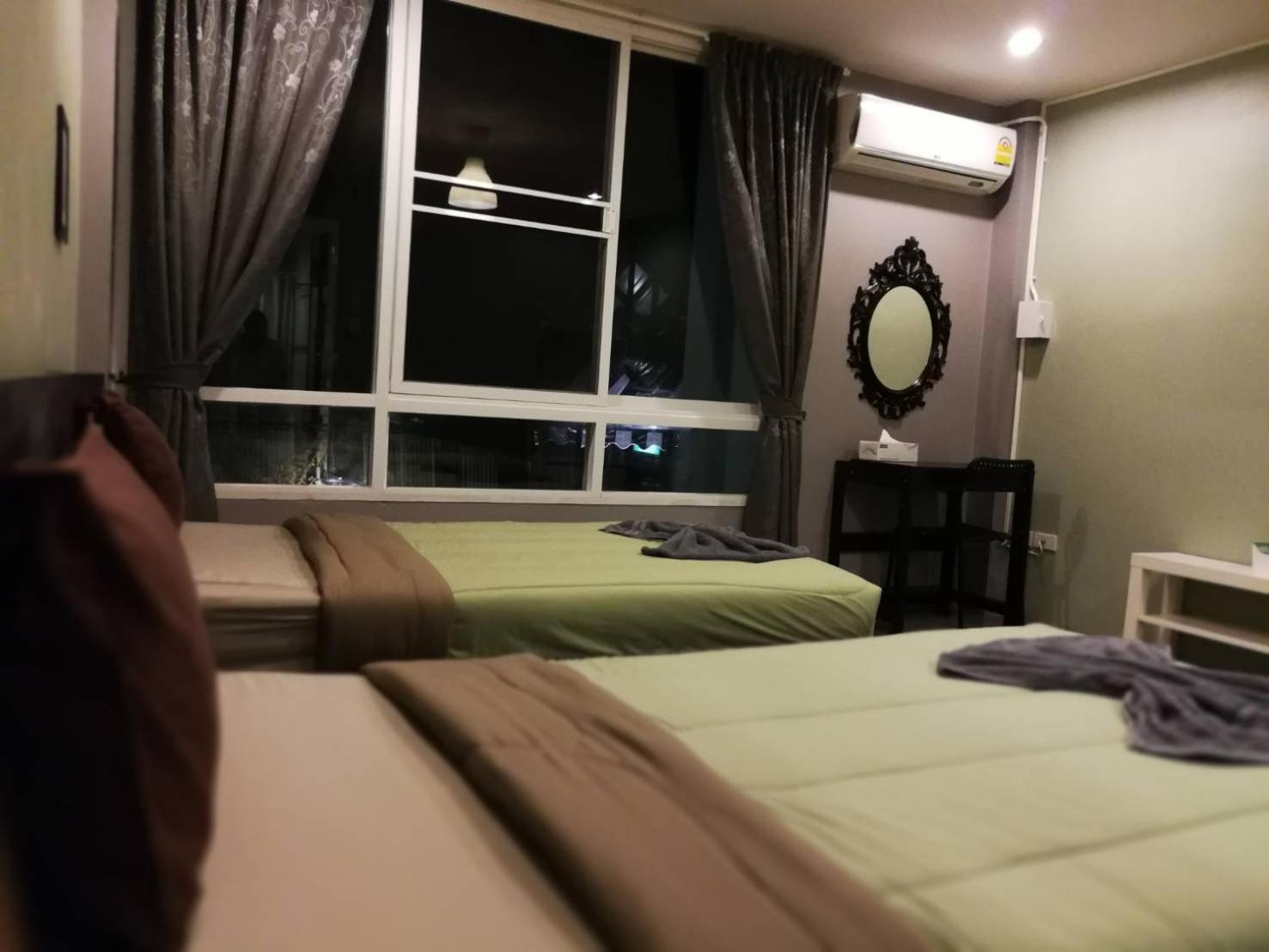 White Monkey Guesthouse Phetchaburi Extérieur photo