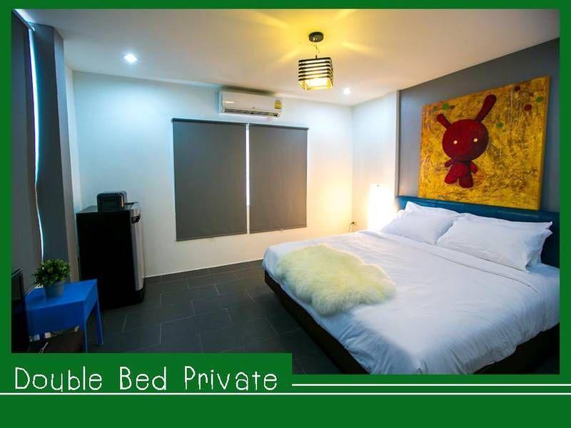 White Monkey Guesthouse Phetchaburi Extérieur photo