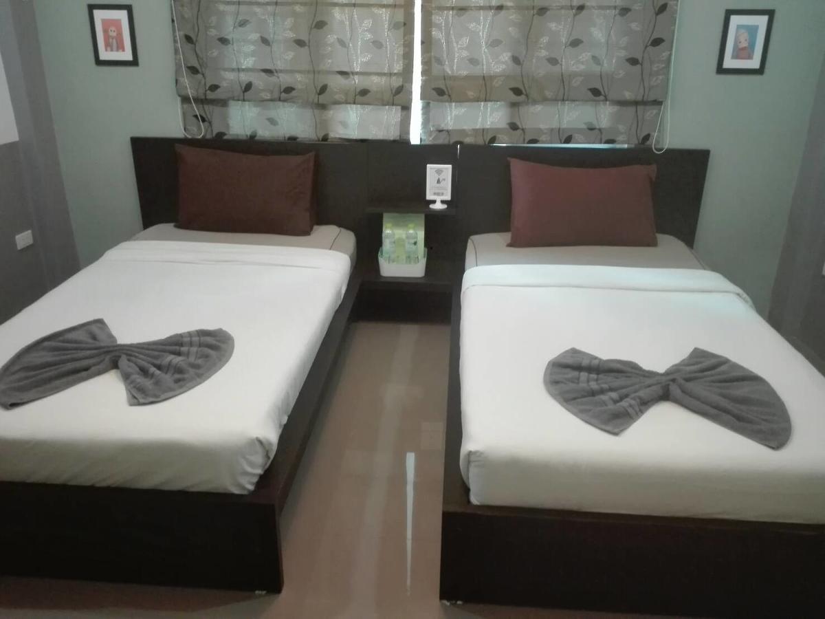 White Monkey Guesthouse Phetchaburi Extérieur photo